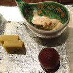 銀座 座屋 - デザート（巨峰、アイス、イモ）