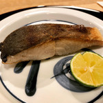 輪じま - 鯖の塩焼き(恐らく)
