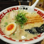 茹で餃子セット920円のラーメン大盛