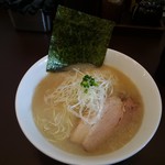 麺屋 ながとみ - 塩豚骨ラーメン