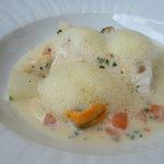 OGINO organic Restaurant - 白身魚の蒸し焼き　ムール貝と冬瓜のクリームソース