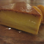 アヒルストア - キャラメルプリン、アプリコットを添えて２