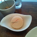 ポム/Macaron pomme　リンゴのマカロン