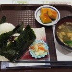 旬菜厨房 米舞亭 - おむすびセット(560円)