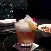 DINING & BAR TABLE 9 TOKYO - 