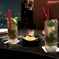 DINING & BAR TABLE 9 TOKYO - 