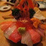 山さん寿司 本店 - 海鮮丼