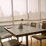 ミートミート - 明るい店内