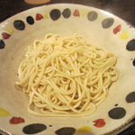 ふれんちラぁ麺ガスパール - ふれんちらぁ麺　ガスパール　オニオンスープらあめん　麺アップ