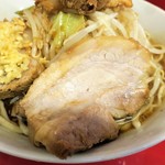 ラーメン二郎 - 豚