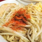 ラーメン二郎 - 一味投下～♪