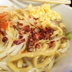 ラーメン二郎 - 粗挽き唐辛子投下～♪