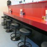 ラーメン二郎 - 店内の様子（3塁側）