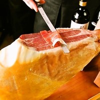 切り立て！！ハモンセラーノとミラノサラミの盛り合せ