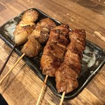 もつ焼き酒場　豚坊 - 