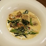 ピオッポ - カキとほうれん草のクリームソース煮