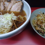 麺 えどや - チャーシューメン、ネギ肉ご飯