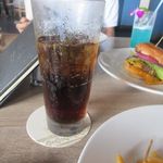 ‘Ama ‘Ama - 本当はビールが飲みたかったんですがこの日は運転手だったんで飲み物はコーラーにさえていただきました。
            
            