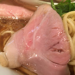 らぁ麺 はやし田 新宿本店 - クドくない上品なチャーシュー
