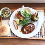 あおくまカフェ - 2018.12 あおくまプレート やっぱり白パン