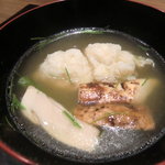 神楽坂 石かわ - 椀物のアップ