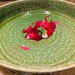 IL TEATRINO DA SALONE - ウサギとビーツのサラダ。