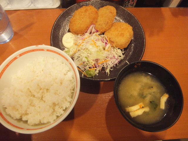 コロッケ定食430円 By 続 呼塚の男 東京チカラめし 半蔵門店 半蔵門 牛丼 食べログ