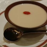 筑紫樓 銀座店 - 杏仁豆腐