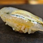 あま木 - さより（昆布締め）