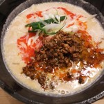 ハチキチ ハッセンカク - コク旨...(;ﾟдﾟ)ｪ…？豆乳担々麺...なのか(⊙ө⊙)???白味噌ﾗｰﾒﾝやろ(°σω°)ﾎｼﾞﾎｼﾞ