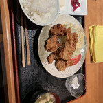 海鮮居酒屋 名物酒家 - 唐揚げ定食