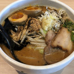 麺屋 海猫 - 魚介豚骨みそ【限定】