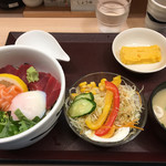 海鮮丼 日の出 博多デイトス店 - 