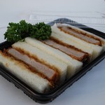 とんかつ稲 - お持ち帰り専用ヒレかつサンド。