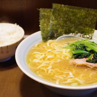 横須賀で人気のラーメン ランキングtop 食べログ 横須賀で人気のラーメン ランキングtop 食べログ