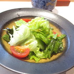 鮨処とうげ - １日８食限定・店主のこだわりランチ　１８００円（税込）のサラダのアップ【２０１８年１２月】