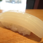 鮨処とうげ - １日８食限定・店主のこだわりランチ　１８００円（税込）の握り・ヤリイカのアップ【２０１８年１２月】