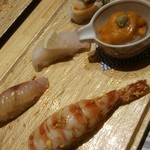 すし処 魚 のへそ - 