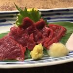 Directly delivered from Kumamoto! Red horse meat sashimi