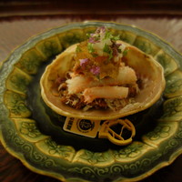 日本料理 晴山 - 前菜：せいこ蟹・土佐酢ジュレ添え