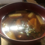 Tema hima - 大根と焼いた揚げさんお味噌汁