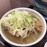 肉そば はくよう - もつ煮 ¥450