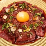 九州 熱中屋 - にんにく馬刺し