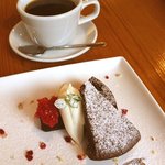 ムジカホールカフェ - ケーキセット：ガトーショコラ