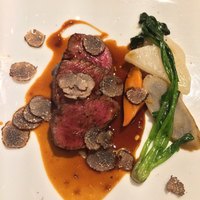 レストラン ヒロミチ - 肉料理：ブラックアンガス牛ザブトンのステーキ  マデラソース  トリュフと季節野菜