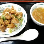 日高屋 - 焼き鳥丼