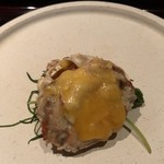 ろっかん - 蟹の甲羅のベシャメルソースとチーズ焼き