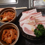 網走ビール館 - 豚カルビと白菜キムチ