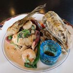 ステーキ・洋食のTANTO屋 - スズキのポワレ(牡蠣付き）　2018.12