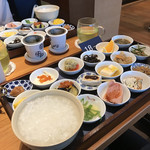 18品の朝ごはん